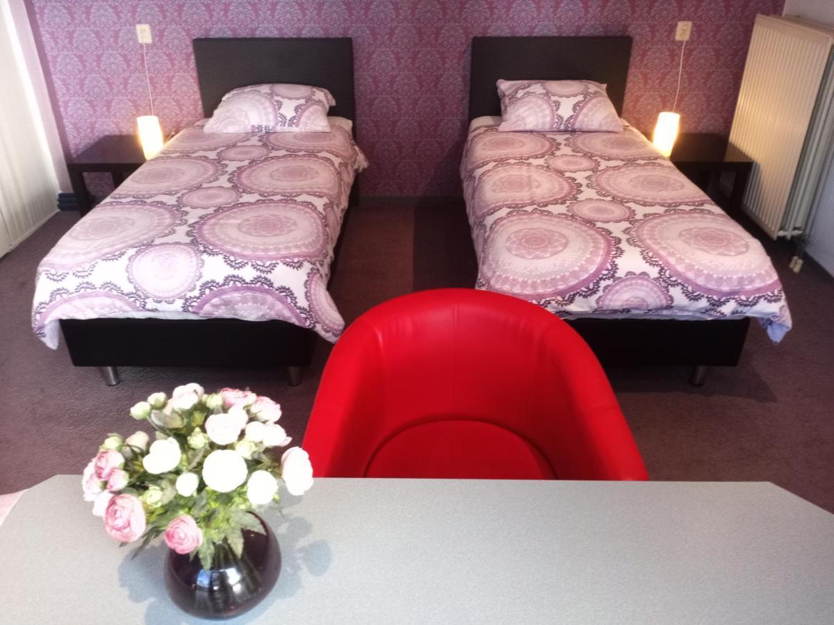 B&B Zevenkamp Rotterdam Bagian luar foto